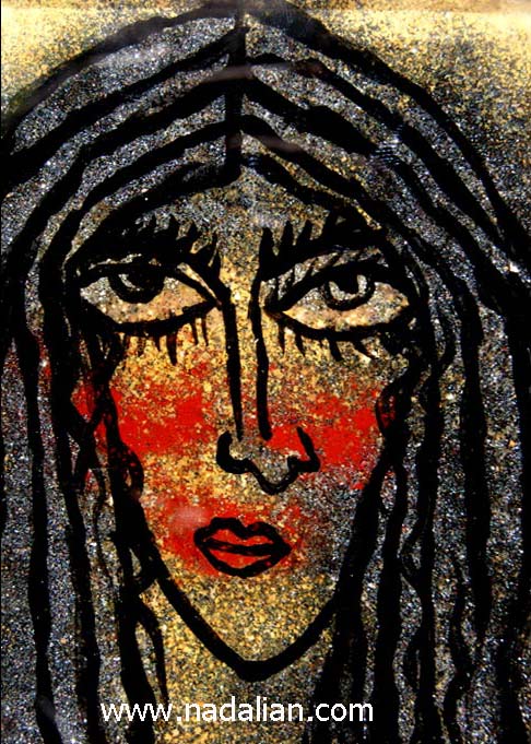 نقاشی چهره زن با شن ها و خاک های رنگی جزیره هرمز